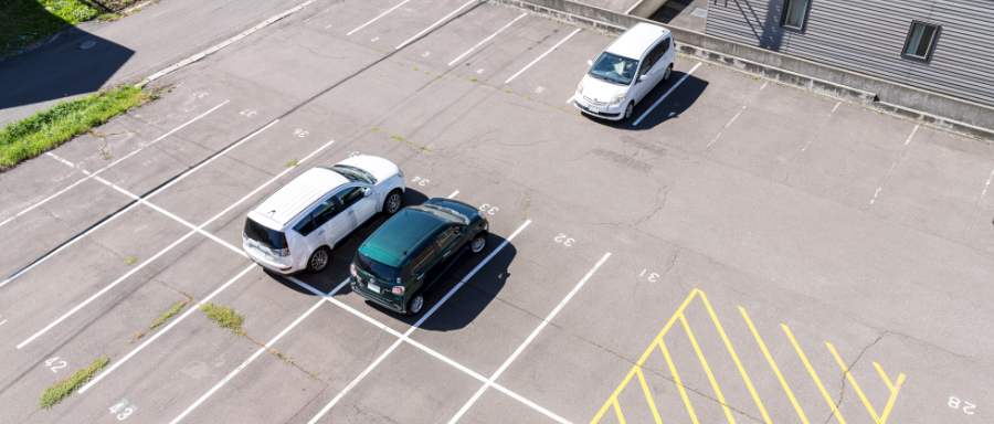 写真:駐車場